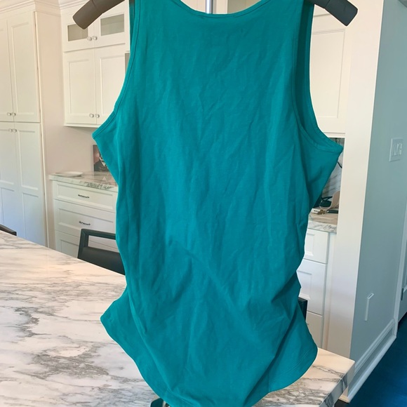 NWT Athleta Size M / New w Tags Outbound Scoop Neck Tank Emerald Green - Picture 3 of 4